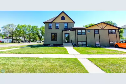 1104 13th Avenue N, Fargo, ND 58102 - Photo 1