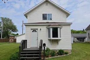 2729 King Ave, Slayton, MN 56172 - Photo 1