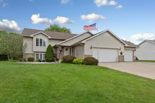 1905 Richway Ln SE, Owatonna, MN 55060 - Photo 1