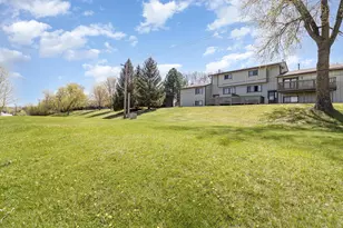 6872 Grenwich Ln N, Oakdale, MN 55128 - Photo 1