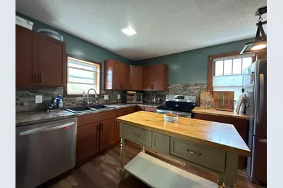 519 N Duluth Avenue N, Thief River Falls, MN 56701 - Photo 4