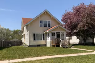 519 N Duluth Ave N, Thief River Falls, MN 56701 - Photo 1