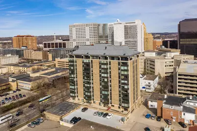 207 5th Avenue SW #407, Rochester, MN 55902 - Photo 2