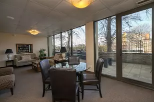 207 5th Ave SW, Rochester, MN 55902 - Photo 4