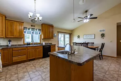 22842 530th Street, West Concord, MN 55985 - Photo 10