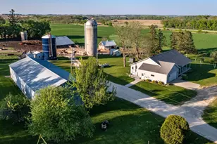 22842 530th St, West Concord, MN 55985 - Photo 2