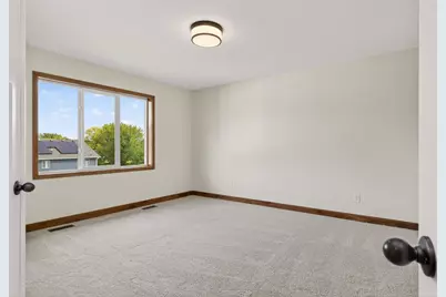 441 Mario Drive, Vadnais Heights, MN 55127 - Photo 10