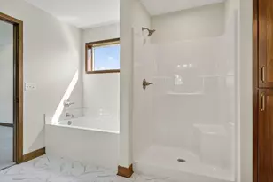 441 Mario Dr, Vadnais Heights, MN 55127 - Photo 12