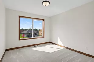 441 Mario Dr, Vadnais Heights, MN 55127 - Photo 14