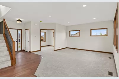 441 Mario Drive, Vadnais Heights, MN 55127 - Photo 6