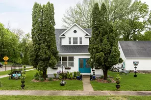 403 Spruce St, Fergus Falls, MN 56537 - Photo 1