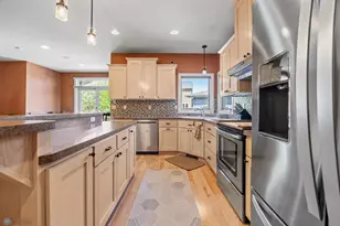 6009 27th St S, Fargo, ND 58104 - Photo 12