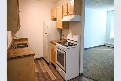 1205 Victoria Street #320, Fairmont, MN 56031 - Photo 4