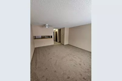 1757 4th Avenue #9, Windom, MN 56101 - Photo 4