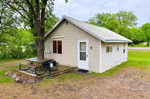 27621 Co Hwy 83, Battle Lake, MN 56515 - Photo 10