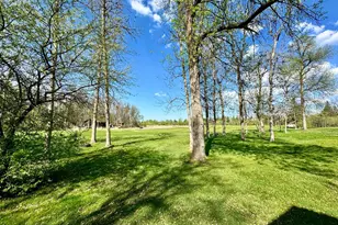 37489 Elm Dr, Warroad, MN 56763 - Photo 28