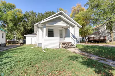 1010 University Drive N, Fargo, ND 58102 - Photo 2