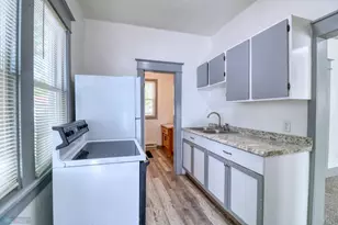 1010 University Dr N, Fargo, ND 58102 - Photo 14