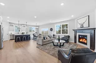 15587 Hampshire Ave S, Savage, MN 55378 - Photo 10