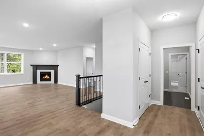 15587 Hampshire Avenue S, Savage, MN 55378 - Photo 10