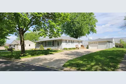 621 E 16th Street, Albert Lea, MN 56007 - Photo 1