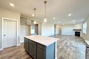 726 Winterberry Ln, Waconia, MN 55387 - Photo 4