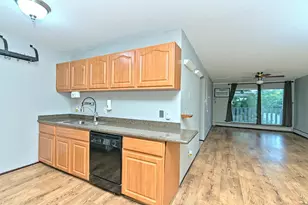 1601 N Innsbruck Dr, Fridley, MN 55432 - Photo 10