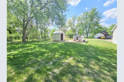 249 Hollett Street, Tracy, MN 56175 - Photo 22