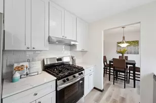 2705 Shenandoah Ln N, Plymouth, MN 55447 - Photo 1