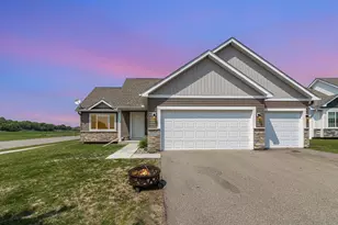 960 Ashford Rd, Belle Plaine, MN 56011 - Photo 1