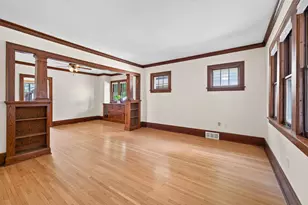 976 Lawson Ave E, Saint Paul, MN 55106 - Photo 4