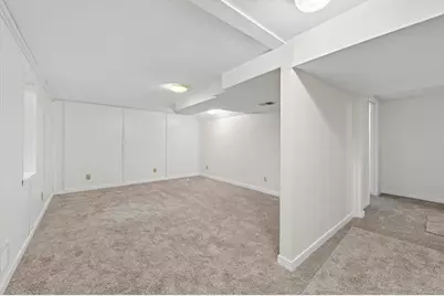 976 Lawson Avenue E, Saint Paul, MN 55106 - Photo 18