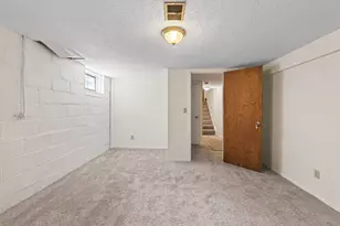 976 Lawson Ave E, Saint Paul, MN 55106 - Photo 22