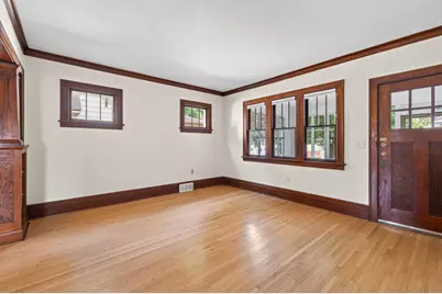 976 Lawson Avenue E, Saint Paul, MN 55106 - Photo 6