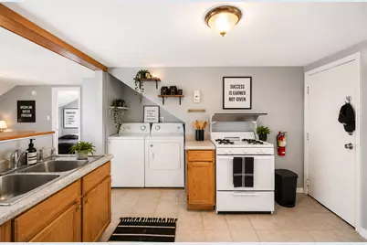 976 Lawson Avenue E, Saint Paul, MN 55106 - Photo 26