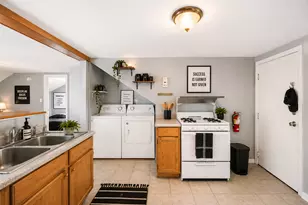 976 Lawson Ave E, Saint Paul, MN 55106 - Photo 26