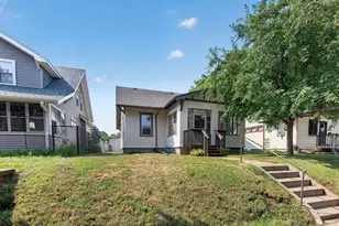 976 Lawson Ave E, Saint Paul, MN 55106 - Photo 38