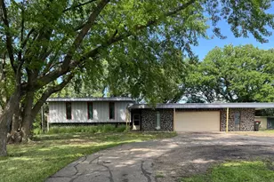 1004 S Ramsey St, Redwood Falls, MN 56283 - Photo 1
