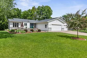 216 Crestview Cir, Jordan, MN 55352 - Photo 1