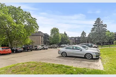 4207 Lakeside Avenue N #328, Brooklyn Center, MN 55429 - Photo 44