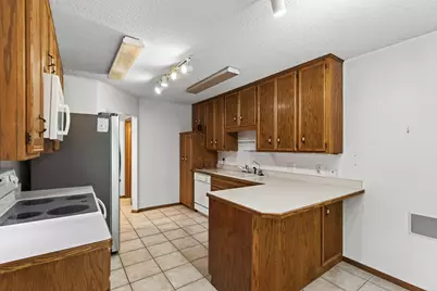 5357 Upper 147th Street W, Apple Valley, MN 55124 - Photo 10