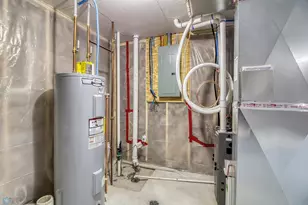 2523 36th Ave S, Moorhead, MN 56560 - Photo 24