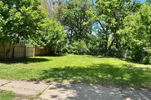 422 33rd Ave N, Minneapolis, MN 55412 - Photo 1