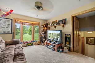 2511 Carver Ave E, Maplewood, MN 55119 - Photo 20