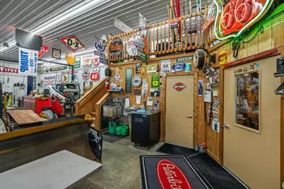 2511 Carver Avenue E, Maplewood, MN 55119 - Photo 44