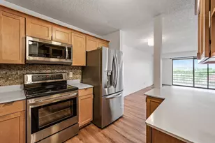 26 10th Street W, Saint Paul, MN 55102 - Photo 10