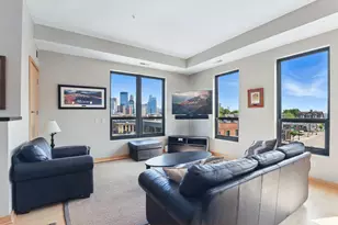 9 W Franklin Ave, Minneapolis, MN 55404 - Photo 2