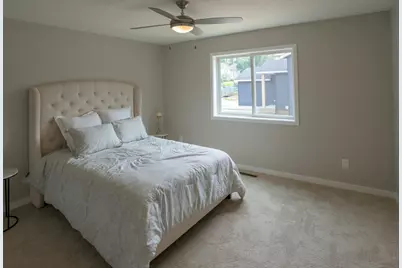 2402 15 Street SE, Rochester, MN 55904 - Photo 14