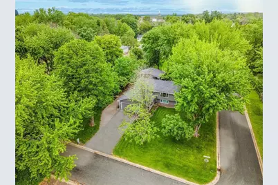5284 Clayton Drive, Maple Plain, MN 55359 - Photo 1