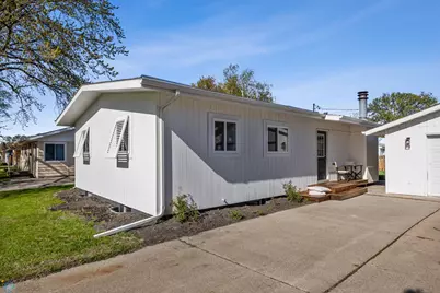 3017 8th Street N, Fargo, ND 58102 - Photo 1